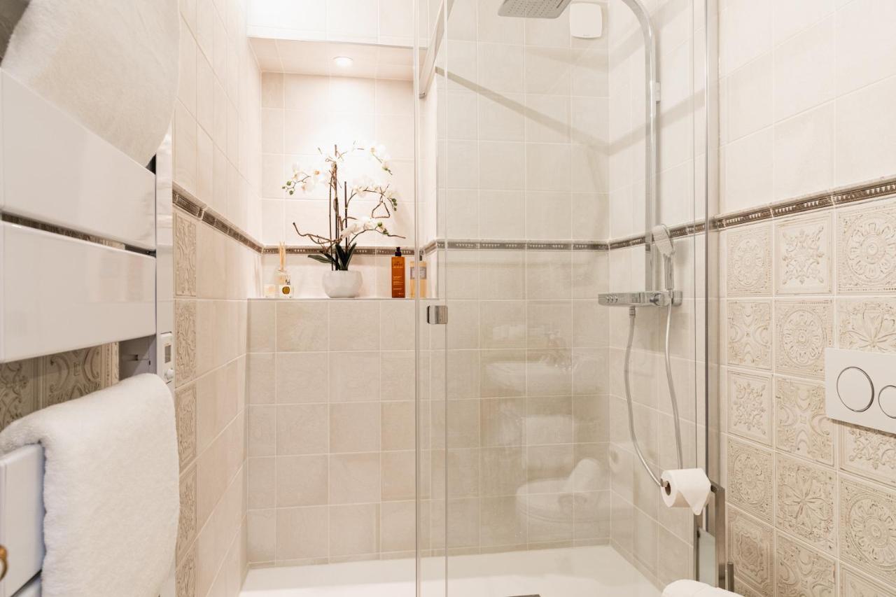 The French Boudoir Appartement Épernay Buitenkant foto