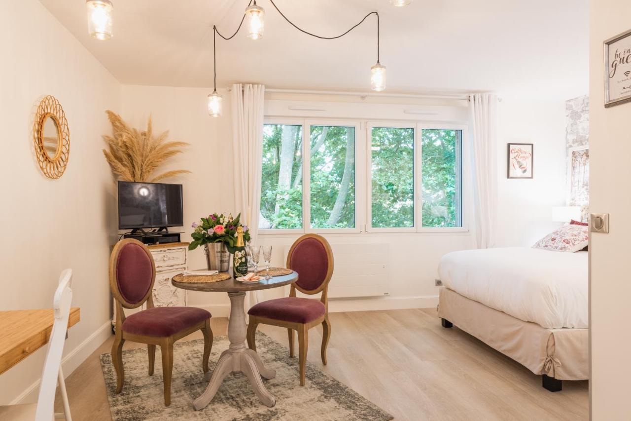 The French Boudoir Appartement Épernay Buitenkant foto