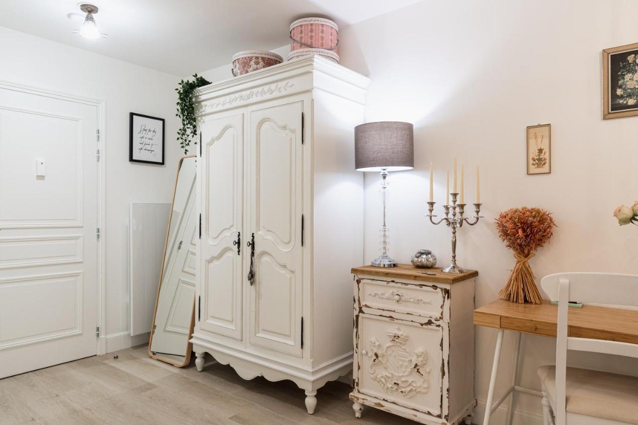 The French Boudoir Appartement Épernay Buitenkant foto